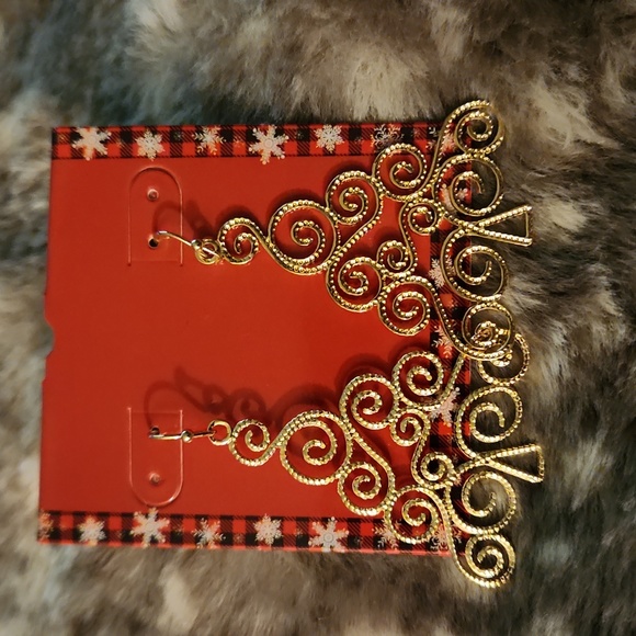 Jewelry - Christmas tree earrings